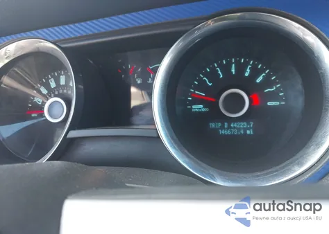 2014 Ford Mustang V6 z USA, uszkodzony, nr VIN 1ZVBP8AM2E5311716